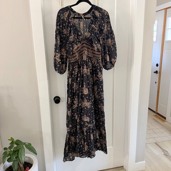 Free People Dresses & Skirts - Free People Golden Hour Smocked Maxi Dress Black Floral Puff Sleeve Small